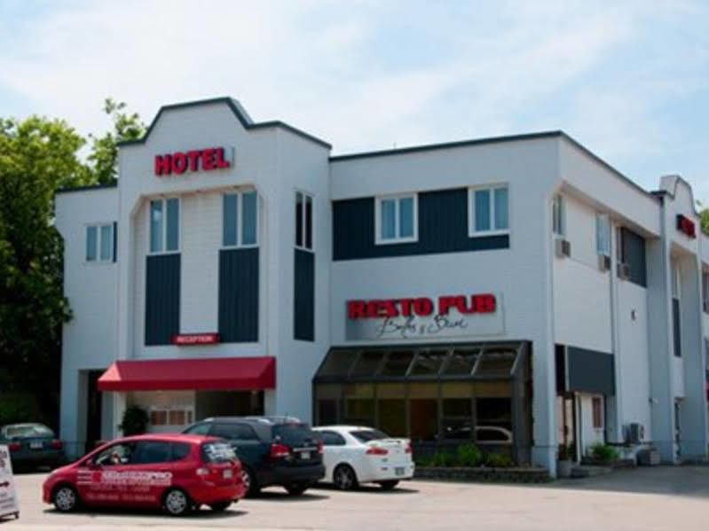 Econo Lodge La Malbaie Luaran gambar